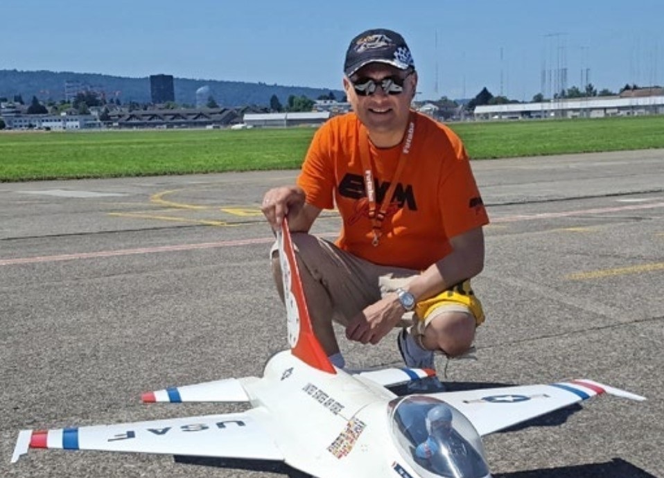 START IM SWISS AIRFORCE CENTER DÜBENDORF