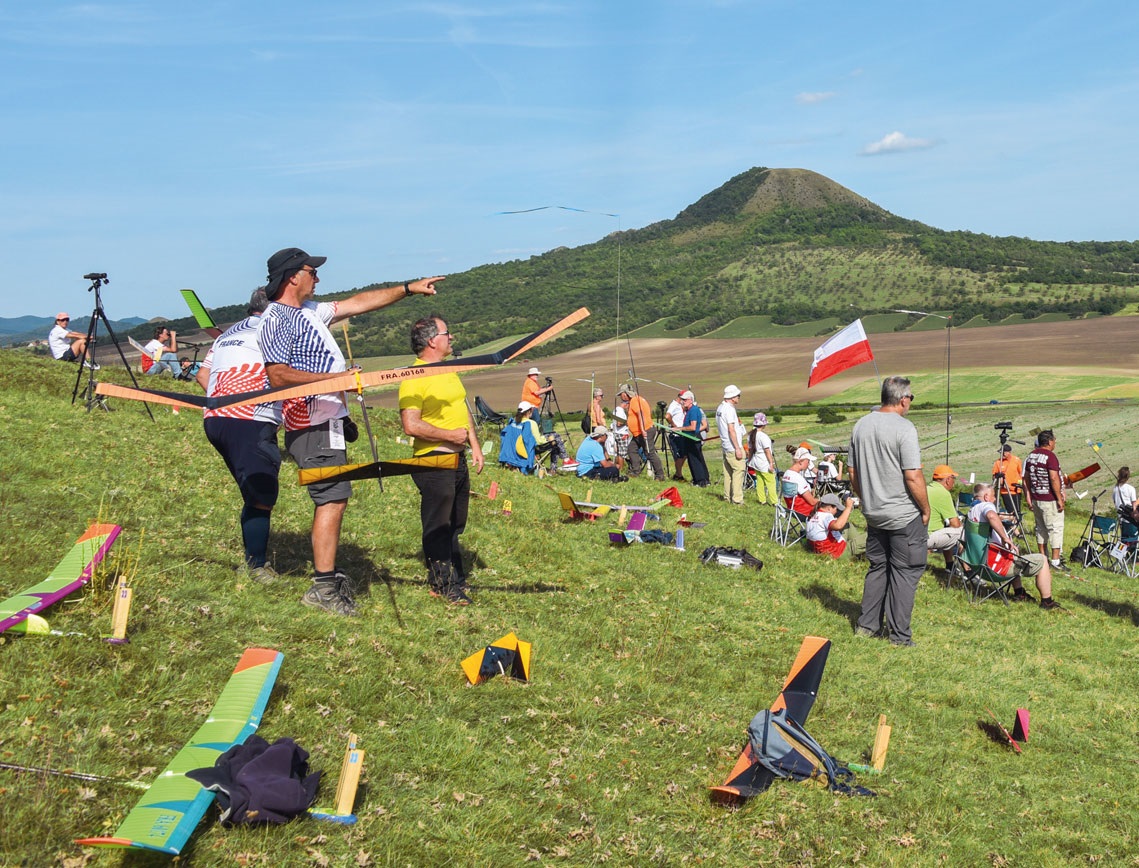 Hangfliegen mit Kompass-Steuerung (F1E)